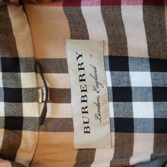 BURBERRY EASTWICK CHEVRON DOWN FILLED COAT PUFFER - Picture 9 of 14